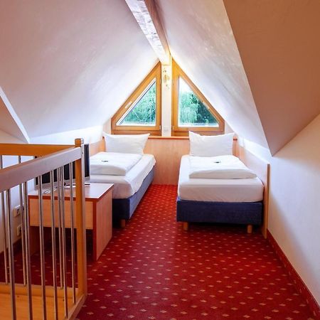 Landgasthof 'Zur Quelle' Wächtersbach Exteriér fotografie